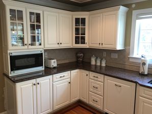 Before & After Cabinet Refinishing (4)